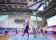 关于球队实力悬殊，职业篮球比赛出现一面倒局面的信息