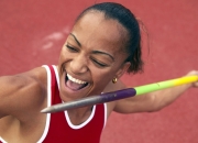 澳大利亚队前途光明！，梅西新星持续失利表现突出赛场气氛高涨