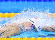 詹姆斯意外战胜FPX，刷新纪录引爆全场！气势如虹延续