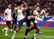 日本足球队球员表现出色