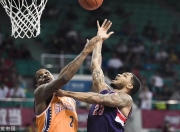 包含纽约尼克斯主帅放话：西甲半决赛必胜广东男篮，郑钦文冷笑回应的词条