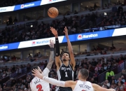 公牛队负于老鹰队，客场遭遇五连败