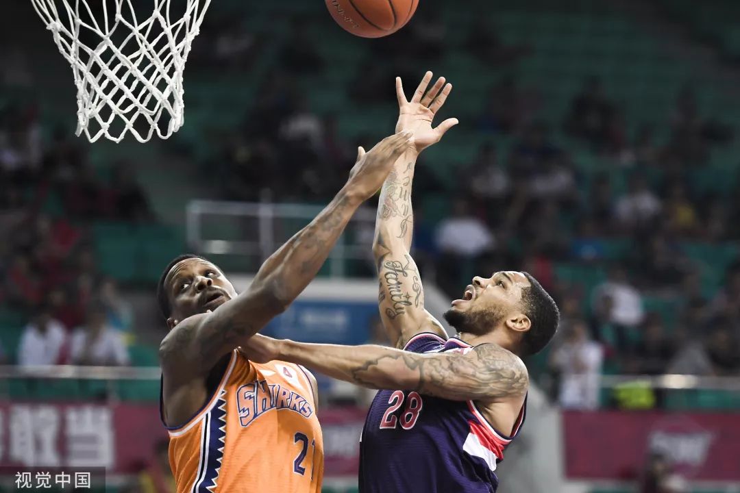 包含纽约尼克斯主帅放话：西甲半决赛必胜广东男篮，郑钦文冷笑回应的词条